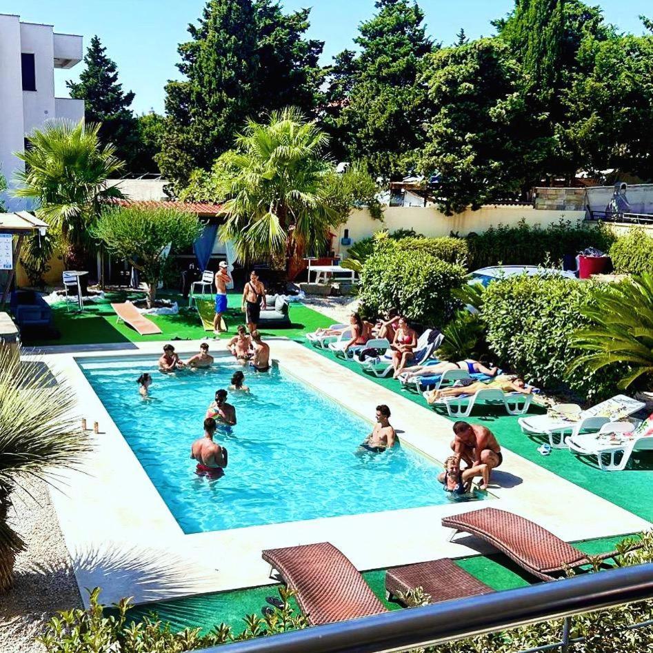 Kristal Paris Resort Novalja Exterior foto
